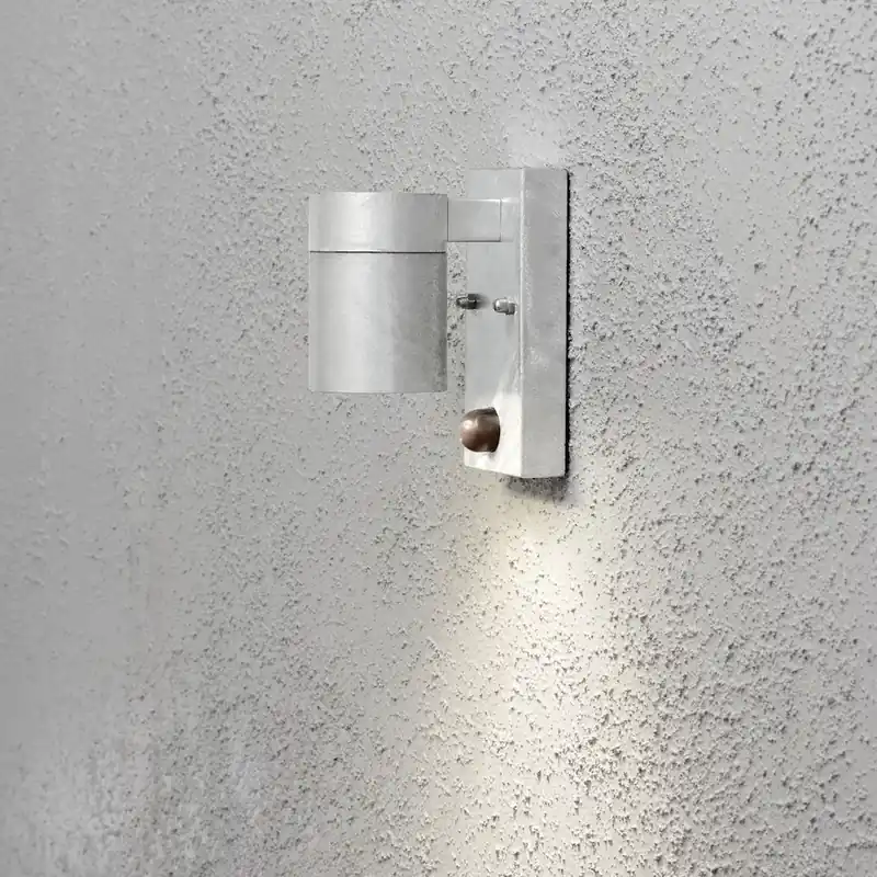 Handgemaakt Konstsmide MODENA Buiten muurverlichting Gegalvaniseerd, 1-licht, Bewegingsmelder