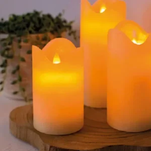 Speciale Aanbieding LED kaarsen/stompkaarsen met afstandsbediening - Creme wit - set van 3