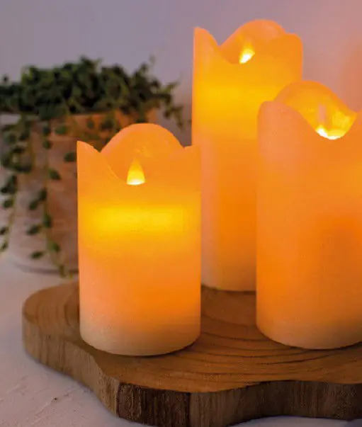Speciale Aanbieding LED kaarsen/stompkaarsen met afstandsbediening - Creme wit - set van 3