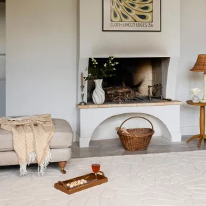 Populair Laagpolig Vloerkleed van Laura Ashley | Coleby petals Ivory cream