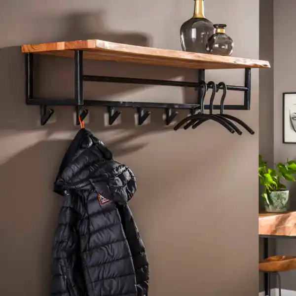 Op = Op Industriele kapstok zwart met hout - Santa Poca Edge