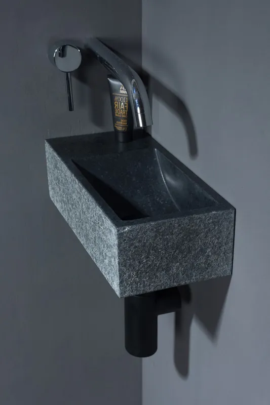 Forzalaqua Venetia fontein 30x15cm links zonder kraangat graniet gepolijst Ambachtelijk