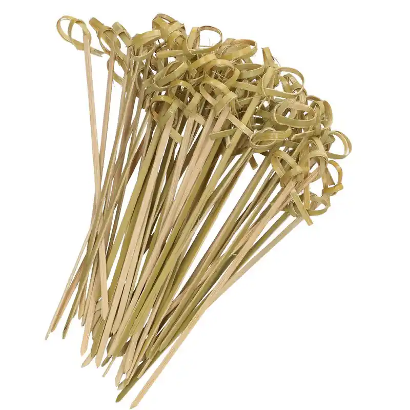Bulkbestelling Hapjes/sate prikkers/spiesjes - bamboe hout - 100x stuks - 12 cm - amuse/bbq/feestje - prikkers (sate)