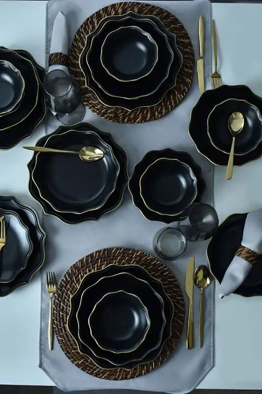 Express Levering Keramika Serviesset - Mat Black/Gold Romeo - 24 delig - 6 Personen - Stoneware